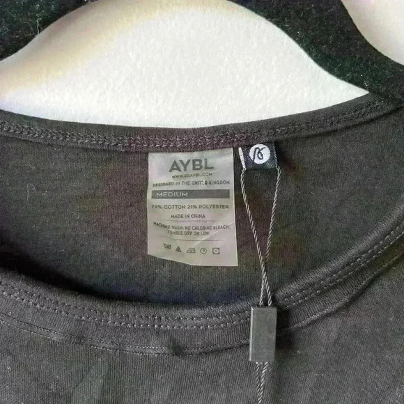 NWT AYBL  Training Crop Top - Black - Picture 3 of 6